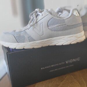 VIONIC Aviate Size 8 Women’s Comfortable Arch Support Walking Sneakers